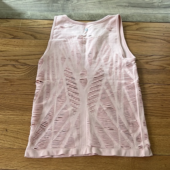 Athletic tank top - Picture 3 of 4